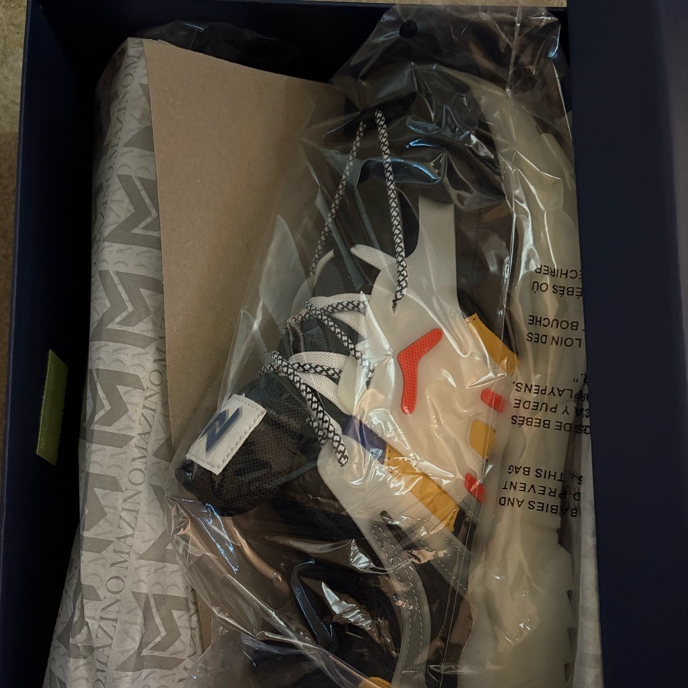 Mazino Arctic Sneakers Black and White Mens Size 11 - Picture 6 of 7